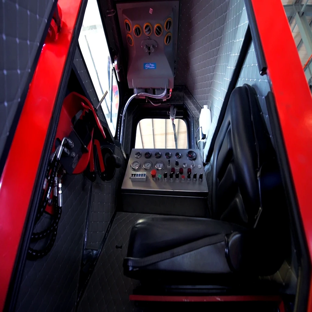 China TC-307 Hot Sale 4wd Articulated Minero Subterraneo Mining Scooptram TuoXing Underground Mining Scooptram