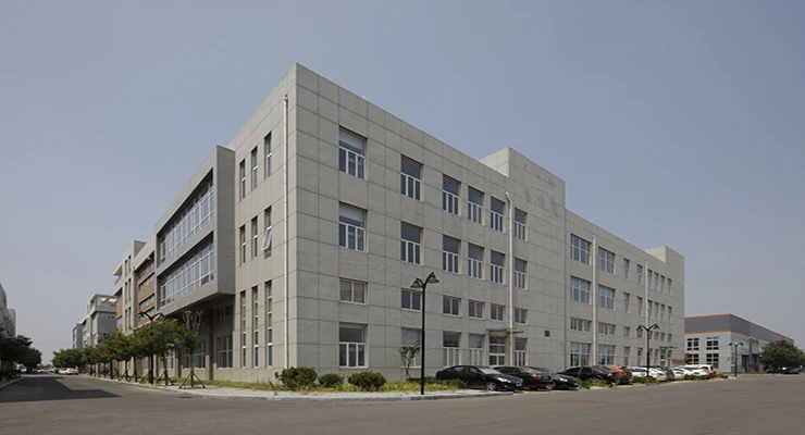 Lumiax 8A 10A 15A 20A  12V MPPT solar charge controller IP67 infrared sensor 24V