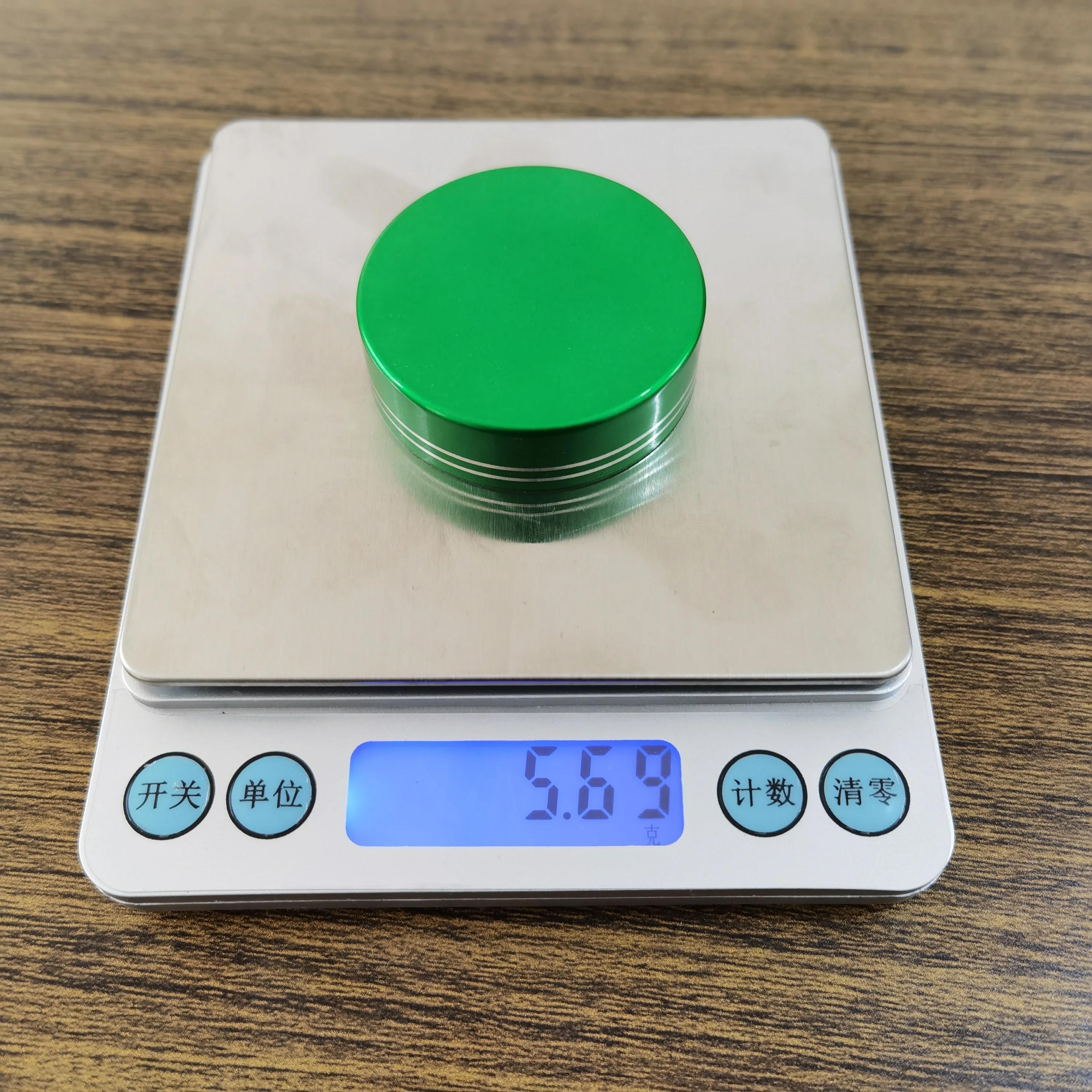 China Factory High Quality 33mm 38mm 45mm 53mm 70mm 89mm Aluminum Foil Cover Unishell Metal Cap Screw Cap For Bottle Packaging