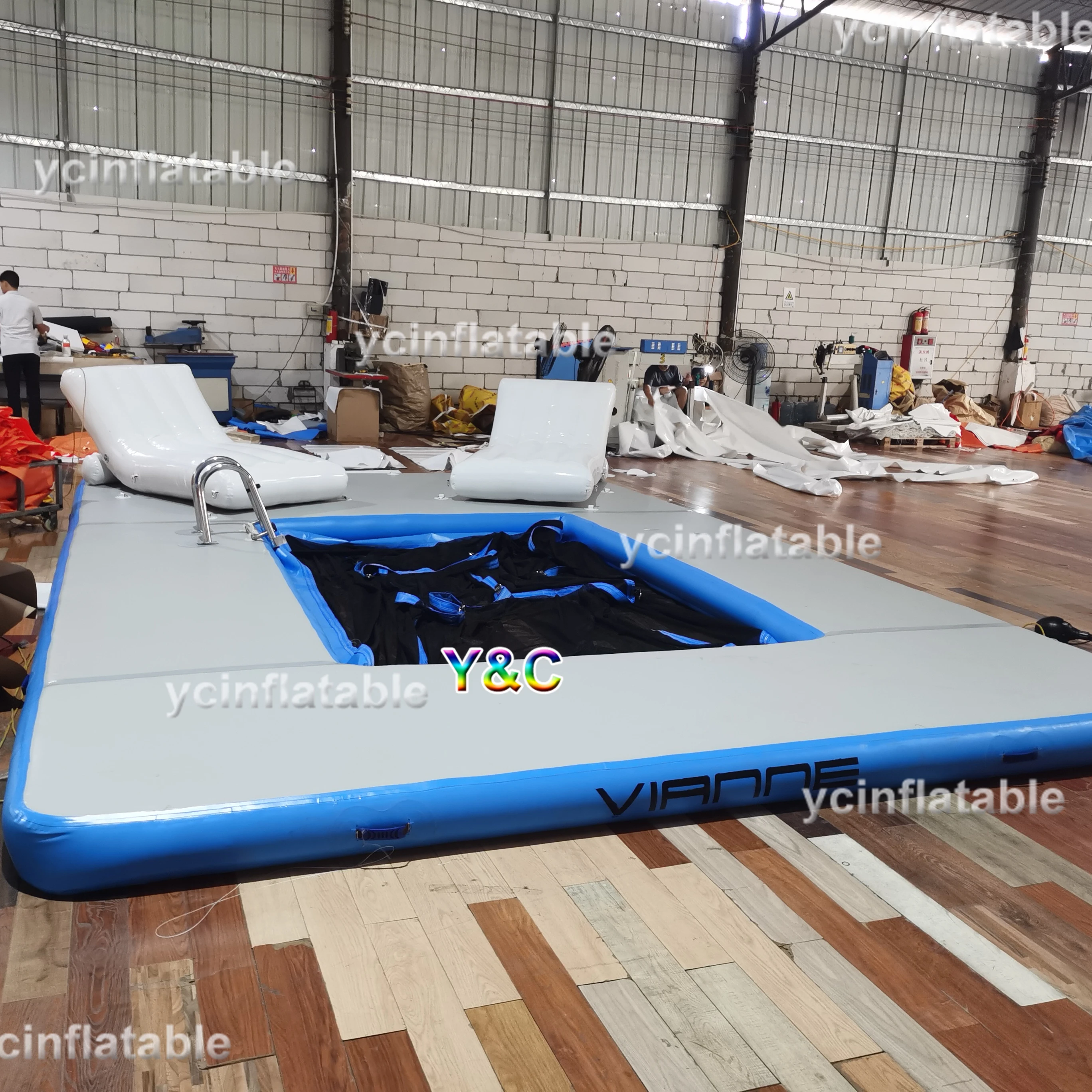 Outdoor Water Inflatable Platform Air Pontoon Floating Pool Island PVC Inflatable Dock Pond with Sofas