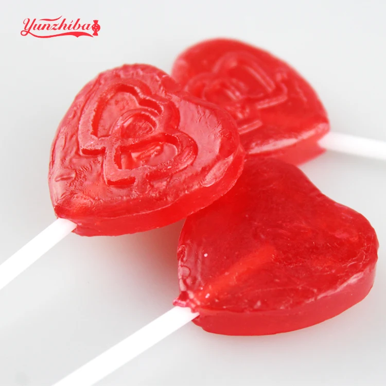 В форме сердца, с аппликацией леденца, с цветком текстура на поверхности