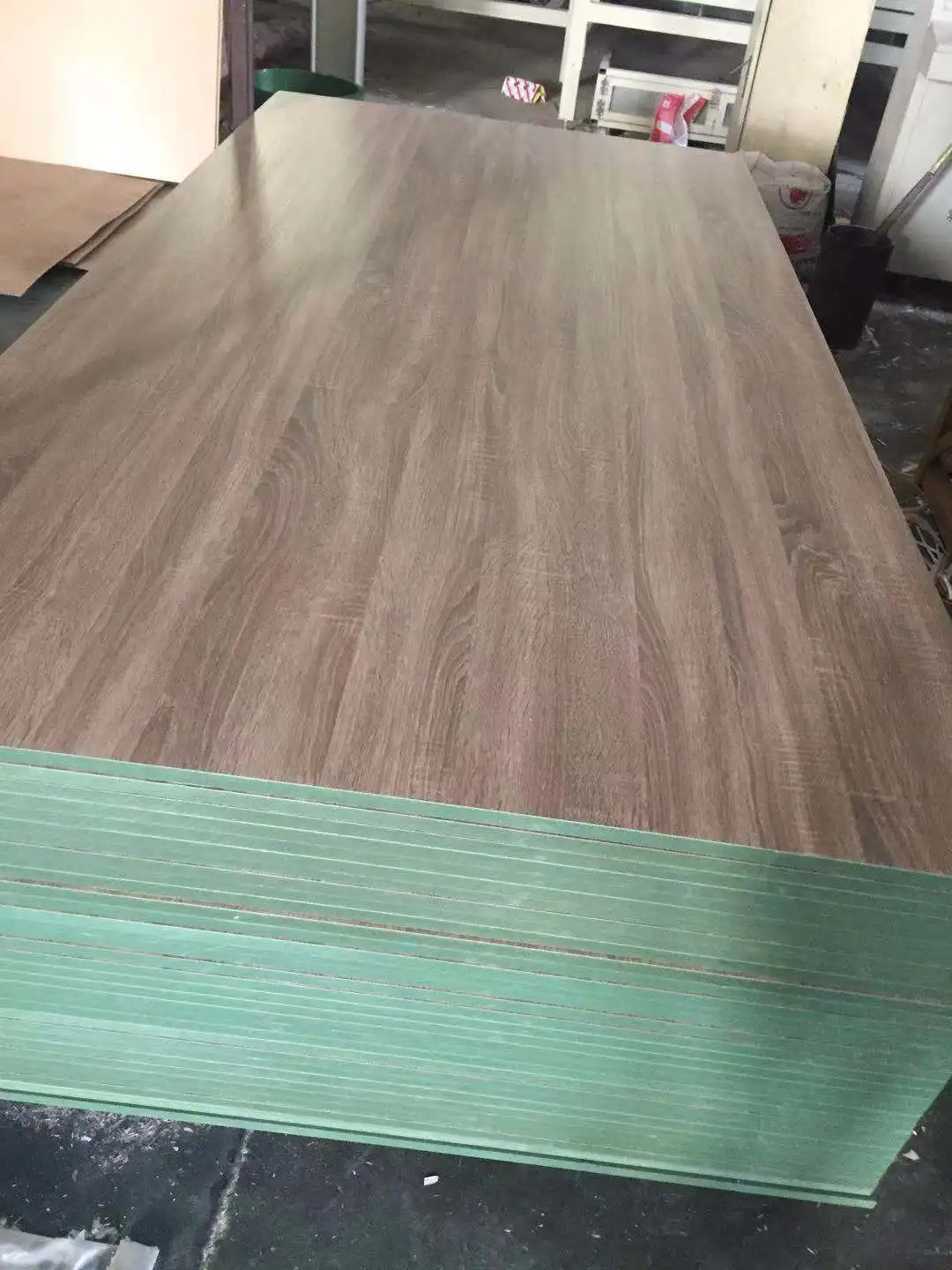 Green Color HMR Waterproof MDF Panel Water Resistant MDF Board for Kitchen Cabinets