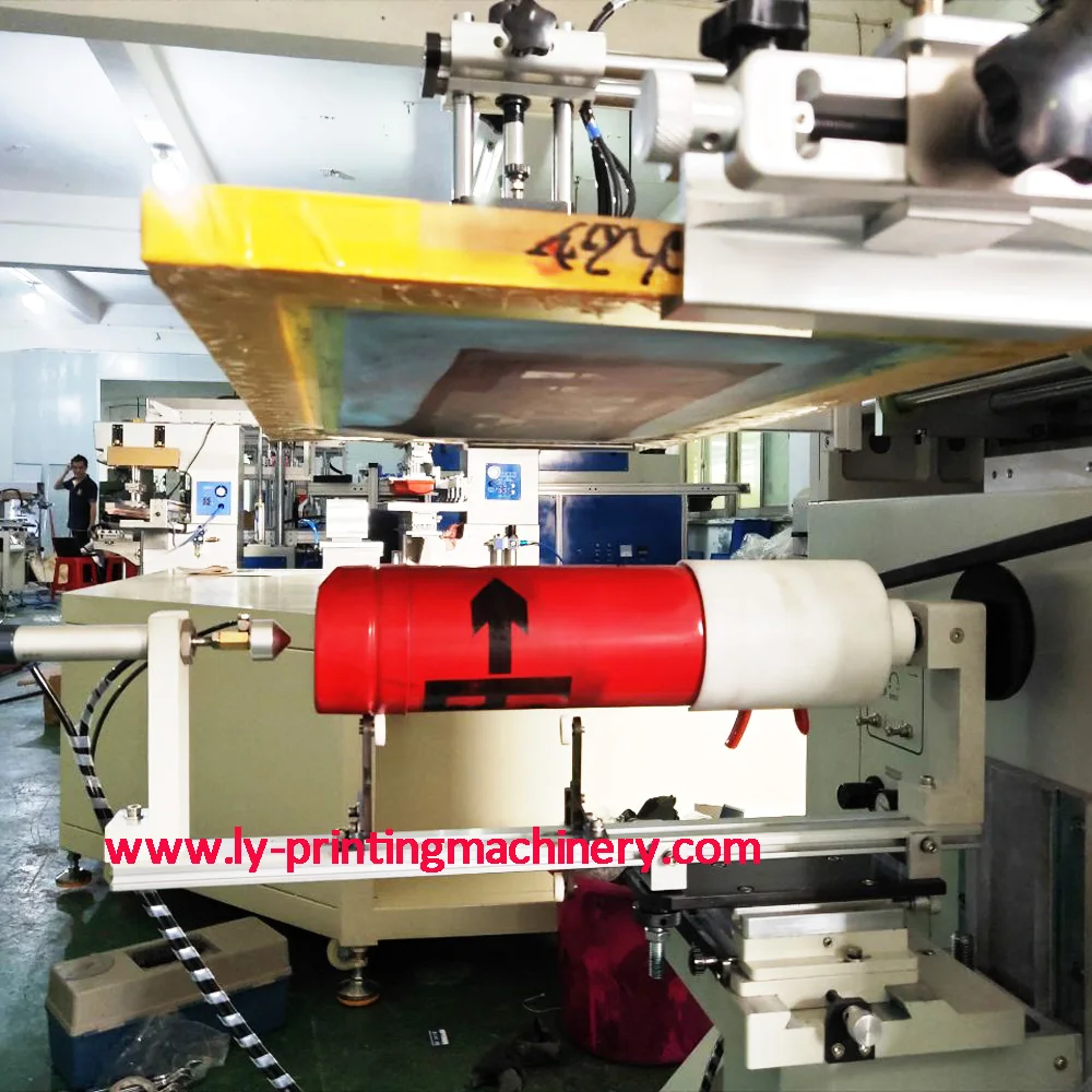 Serigrafia printing machine for fire extinguisher design printing