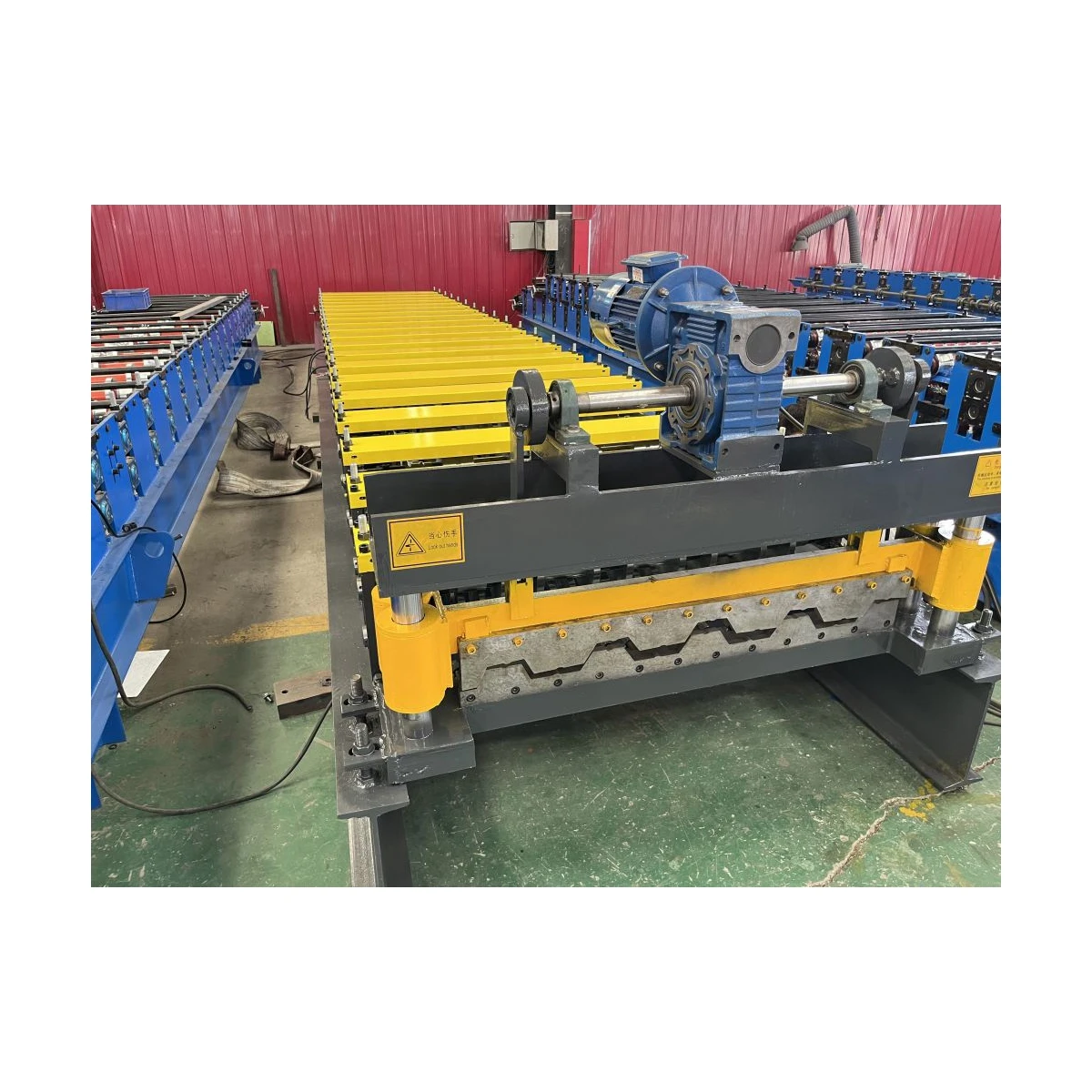High Quality Good Price Roofing Sheet Making Machine Metal Portable Corrugated Steel Roofing Sheet Machine