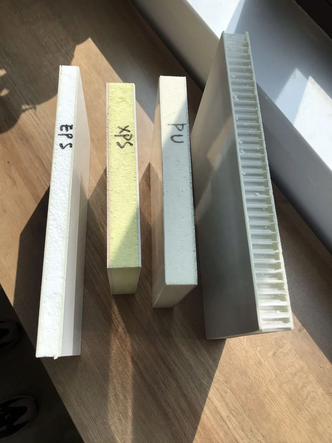 Factory Direct sale Light weight  high strength PP honeycomb  Sandwich Panels for Wall Roof Floor FRP Composite Panel