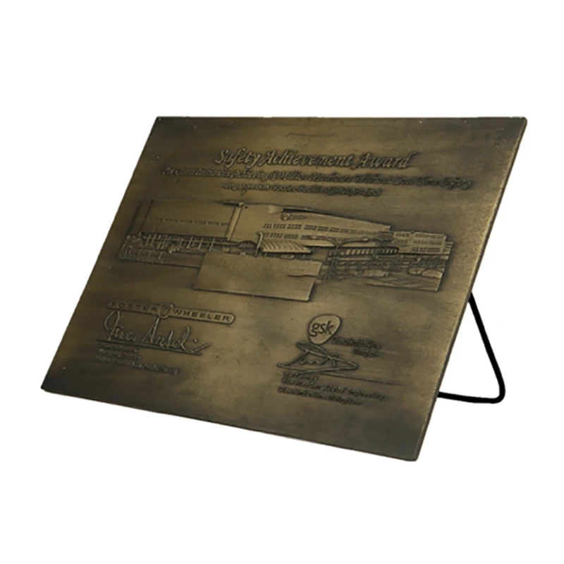 Декоративная металлическая табличка на заказ