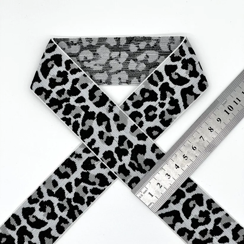 Manufacturer leopard print polyester fabric garment furniture textile handmade crafts custom leopard printed jacquard fabric