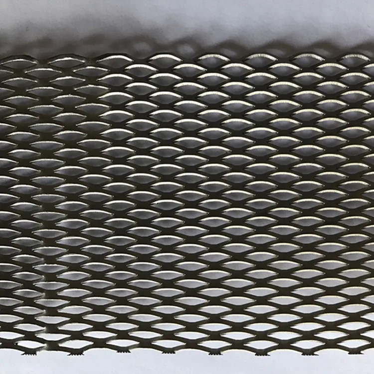 Diamond hole titanium/nickel flatend expanded sheet metal wire mesh