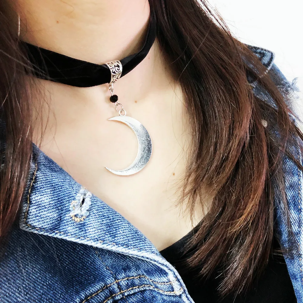 Gothic Velvet Chocker Collar Necklace For Women Velvet Cresecent Pendant Necklaces Silver Color Occult Dark Jewelry