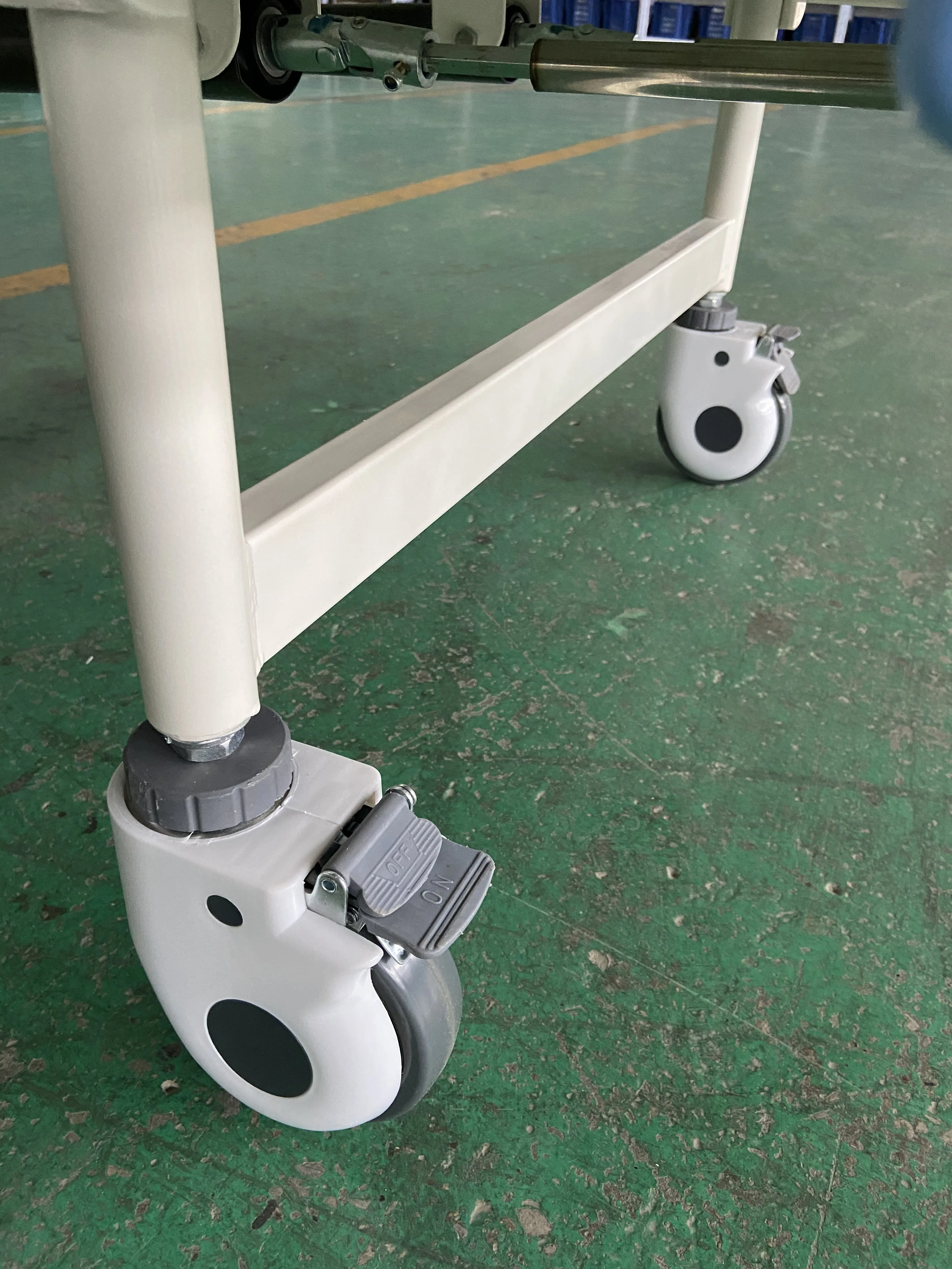 Manual Hospital Bed with 2 Cranks