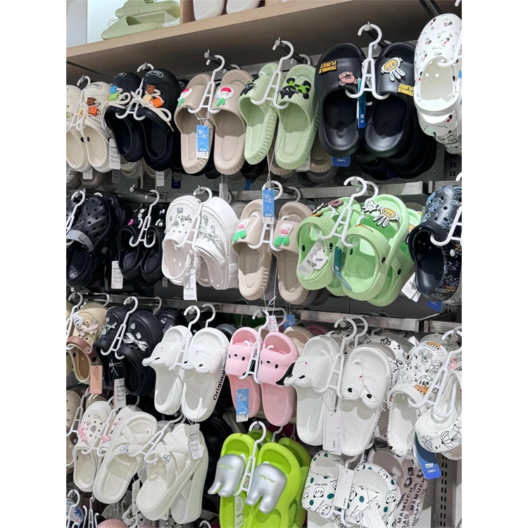 Хит продаж тапочки crocks новые стильные садовые Сабо сандалии из ПВХ на плоской подошве водонепроницаемые летние для мужчин и женщин