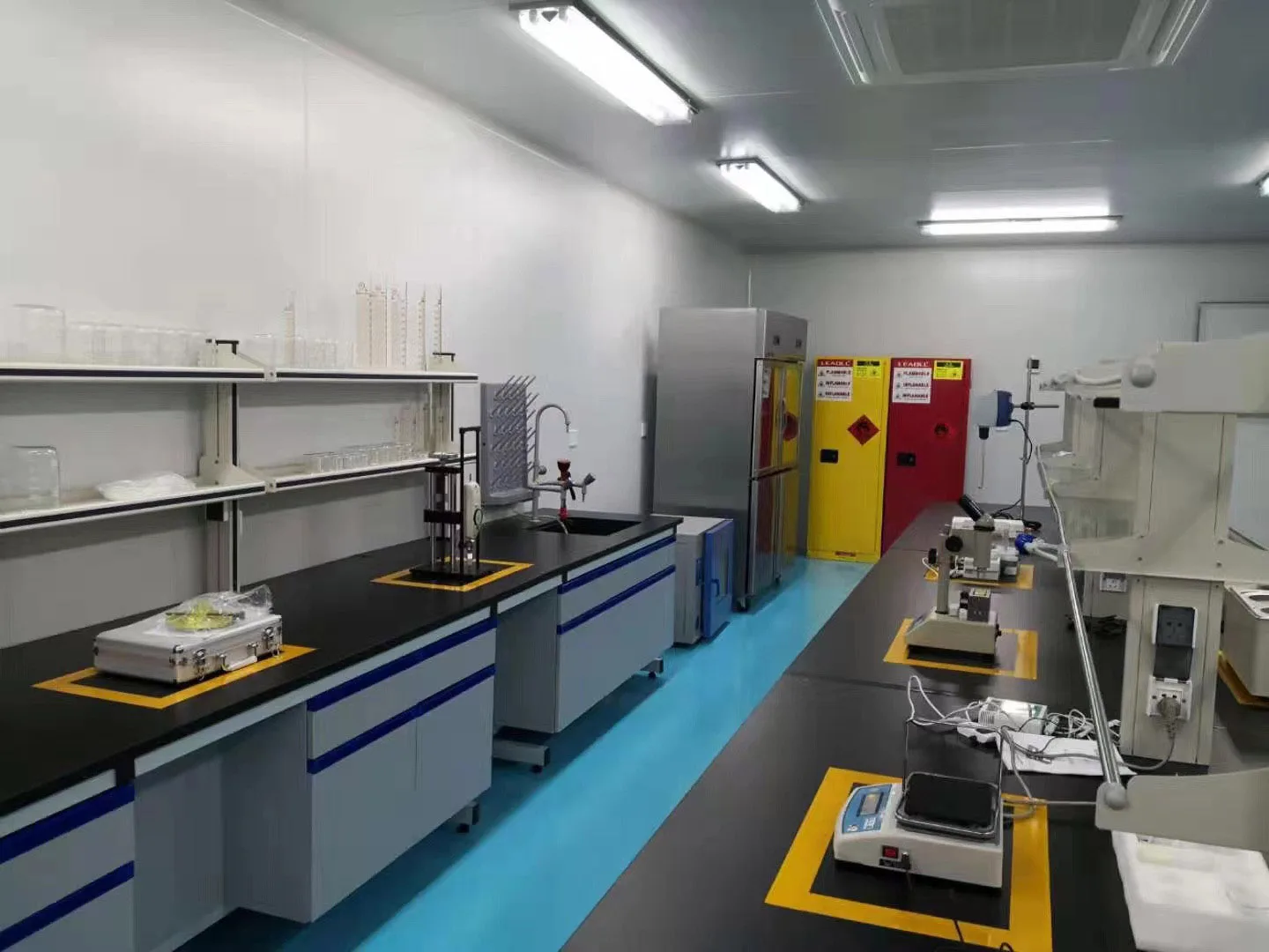 Perfect In Workmanship Cheap Pillar Luxury Candle