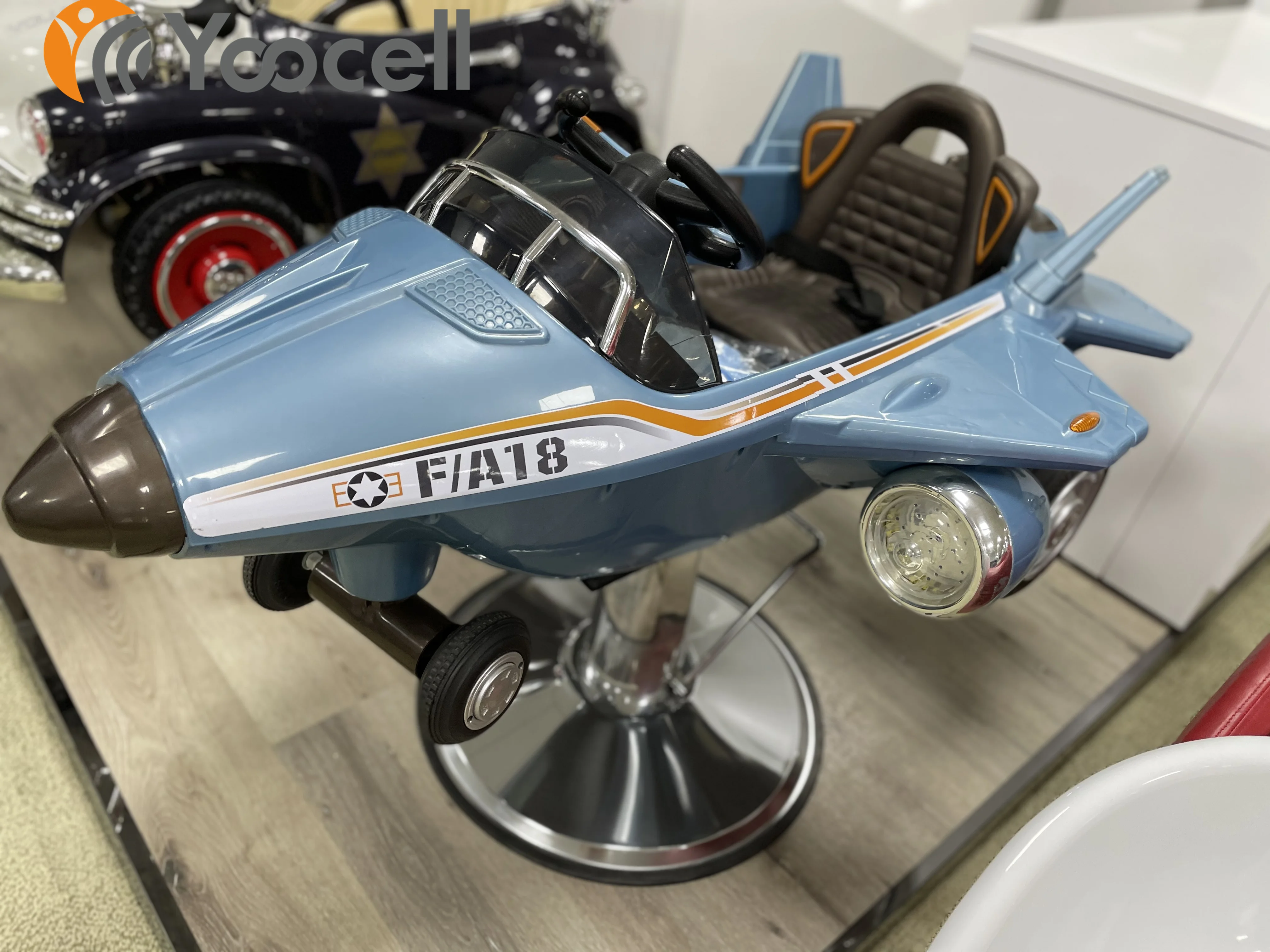 Yoocell White salon new modern children toy car design barber chair OC6125