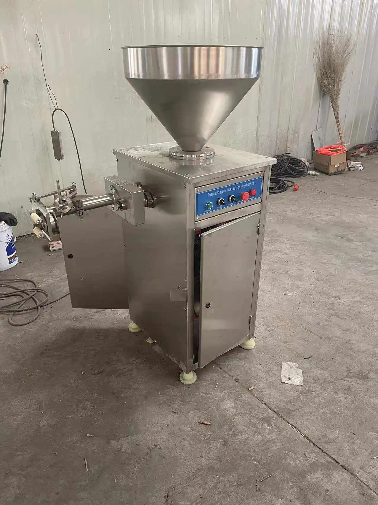 Sausage Filling Machine / Sausages Clips Making Machine / Mincer Sausage Filler Machine