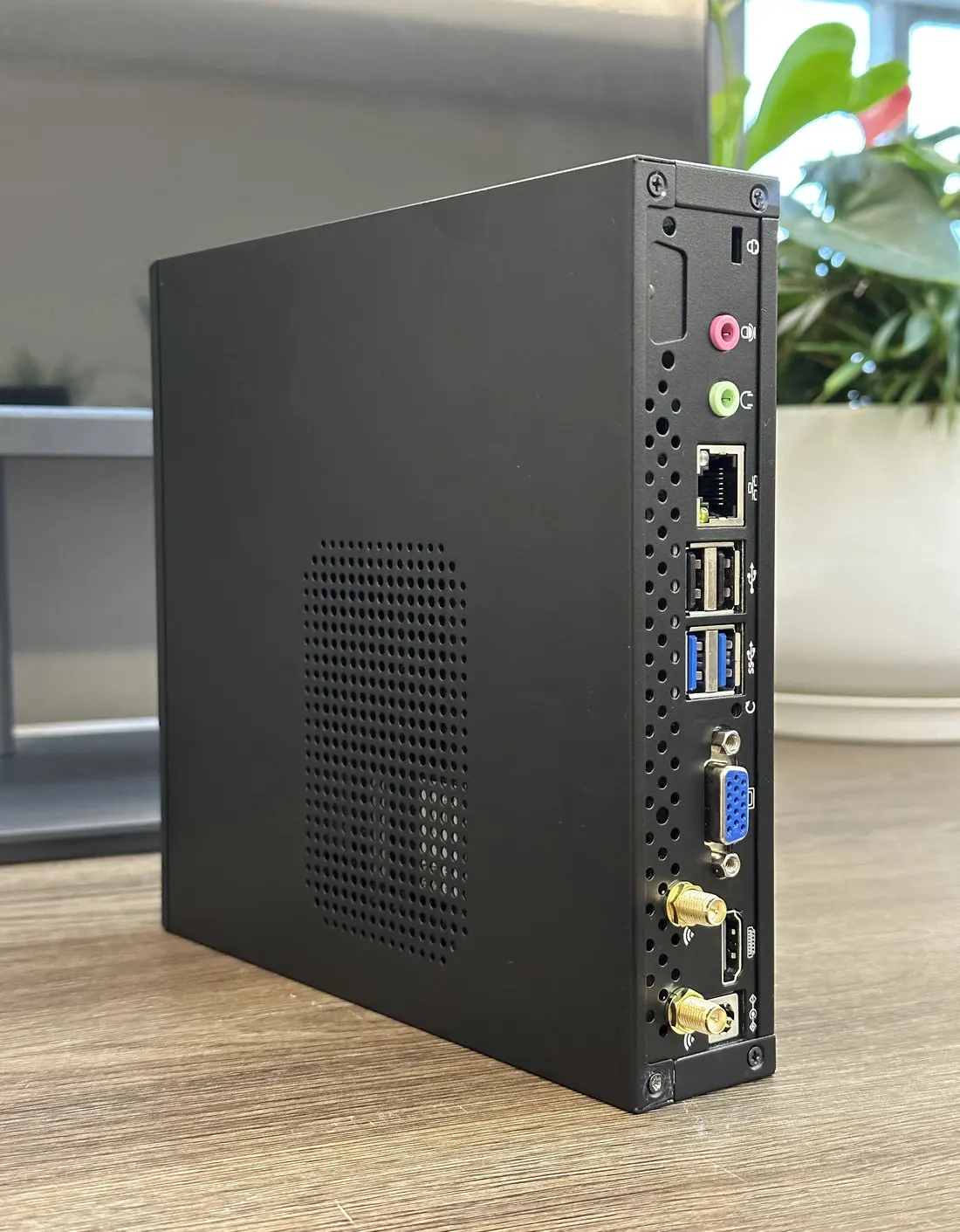 High-end PC 10th Gen Core i3 i5 i7 Mini PC 4GB DDR4 LAN Micro Computer Firewall Low Power Fanless Mini PC