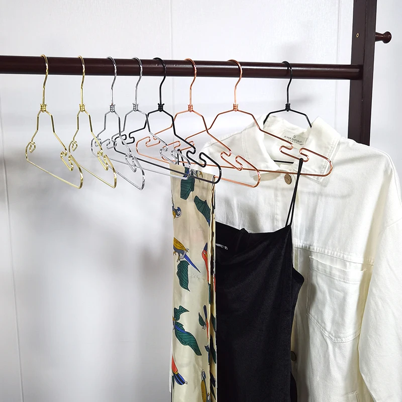 Wholesale simple wire hanger adult metal hangers non-slip multifunctional underwear drying clothes hanger