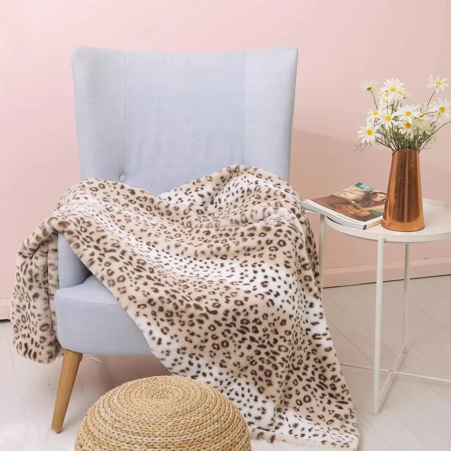 Leopard Print Flannel Fleece Throw Blanket Lightweight Super Soft Cozy Plush Blanket for Couch Bed