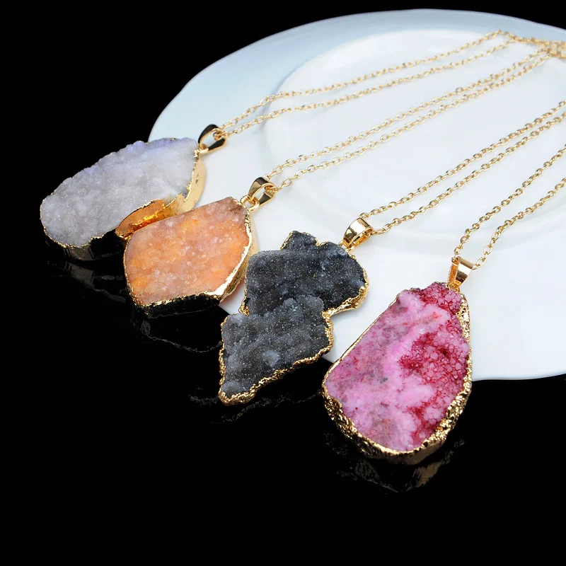 Natural Crystal Stone Necklace Quartz Crystal Raw Stone Fashion Gemstones Necklace Healing Crystal Energy Stone