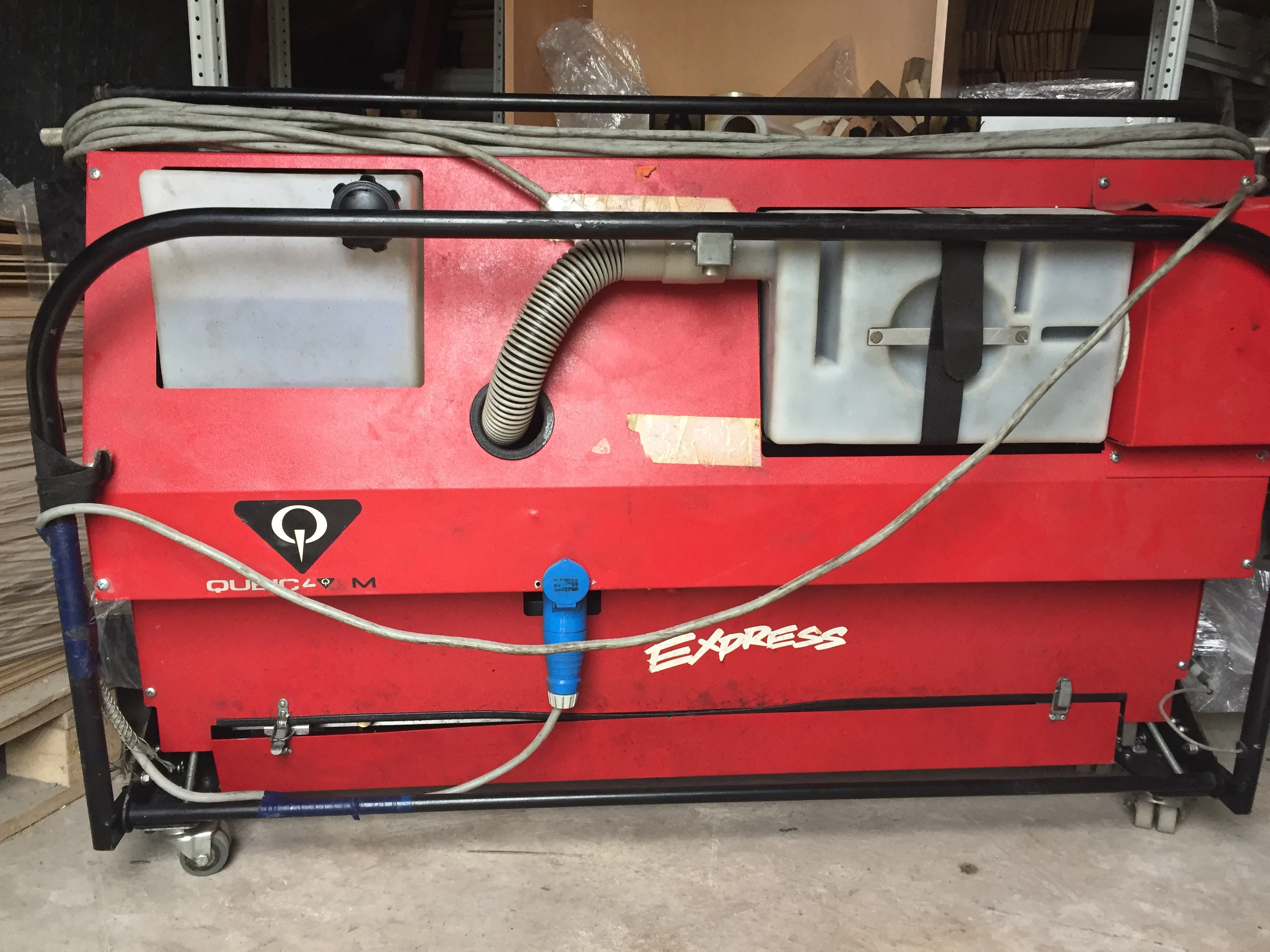 Bowling lane machine QubicaAMF Express A
