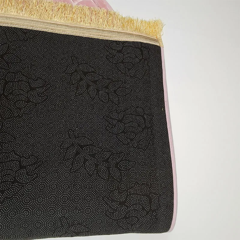 Wholesale Embossed Raschel Carpet With Tassel Prayer Mat Manufacturers Wholesale Prayer Mat