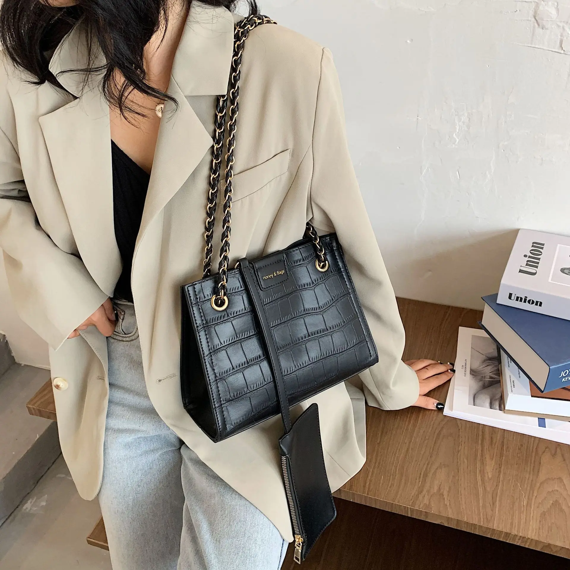 Женская сумка-мессенджер в Корейском стиле, модная вместительная сумочка-тоут на цепочке, комплект 2 в 1