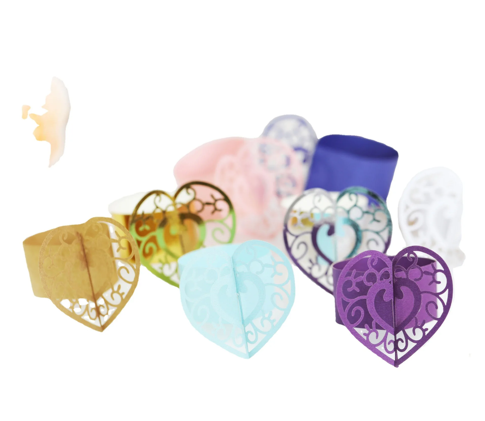 Factory Direct Wholesale Love Hollow Towel Buckle Paper Ring Multicolor Paper Buckle Heart Napkin Ring