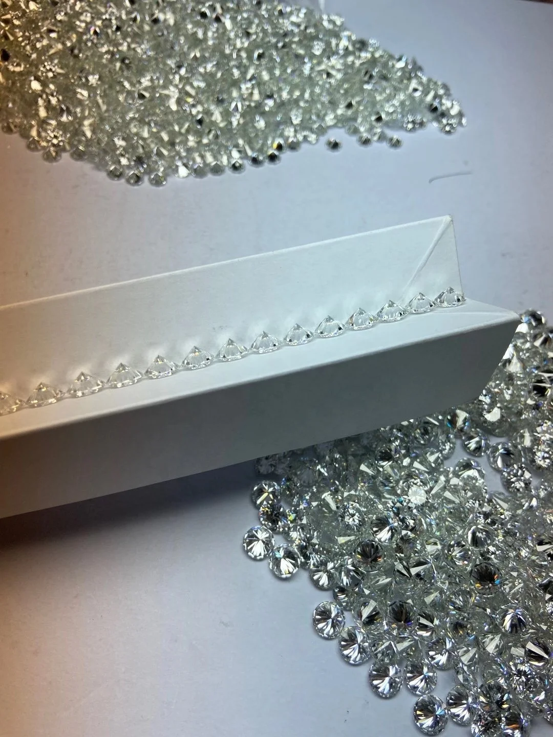 loose gemstone synthetic gems diamond Stone GRA certificate DEF white vvs round brilliant cut white d loose moissanite diamond