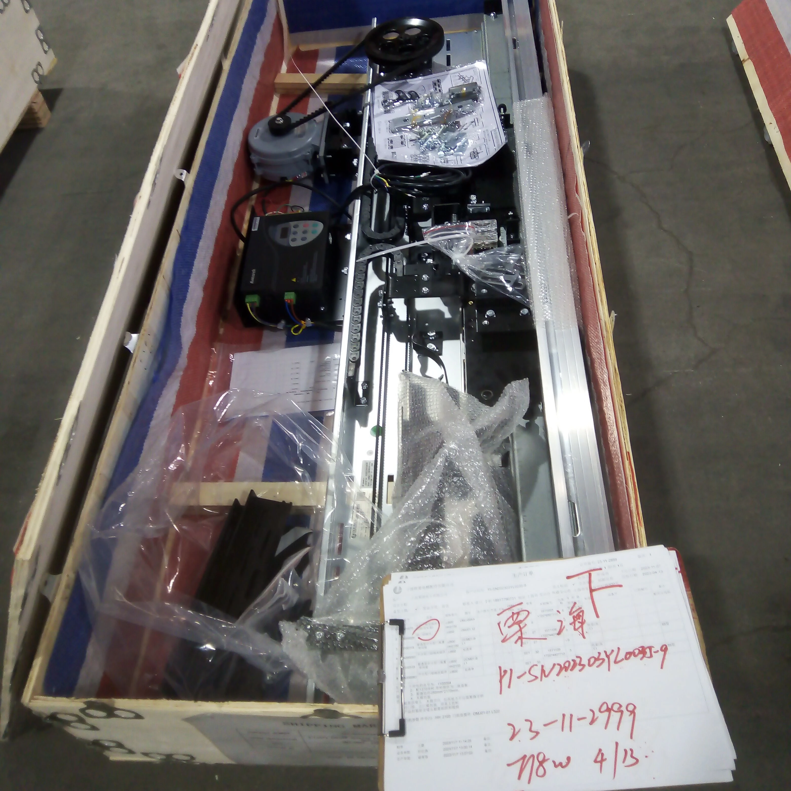 2- Panel Center/ Side Opening Elevator Landing Door/ Door Hanger Automatic Elevator Door