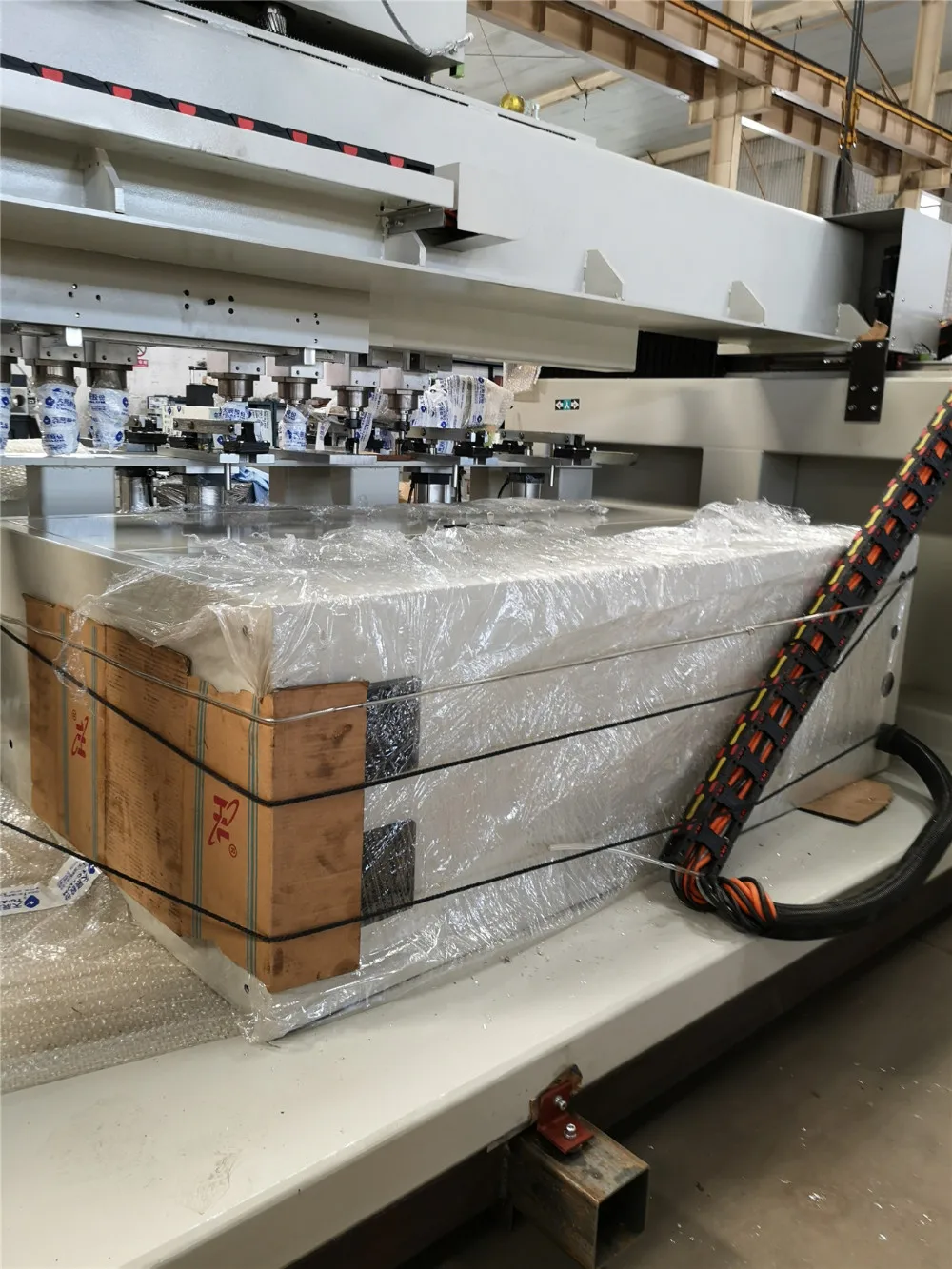 
Easy Operation Curtain Wall Facade Fabricating Aluminum Notching Cutting Saw 