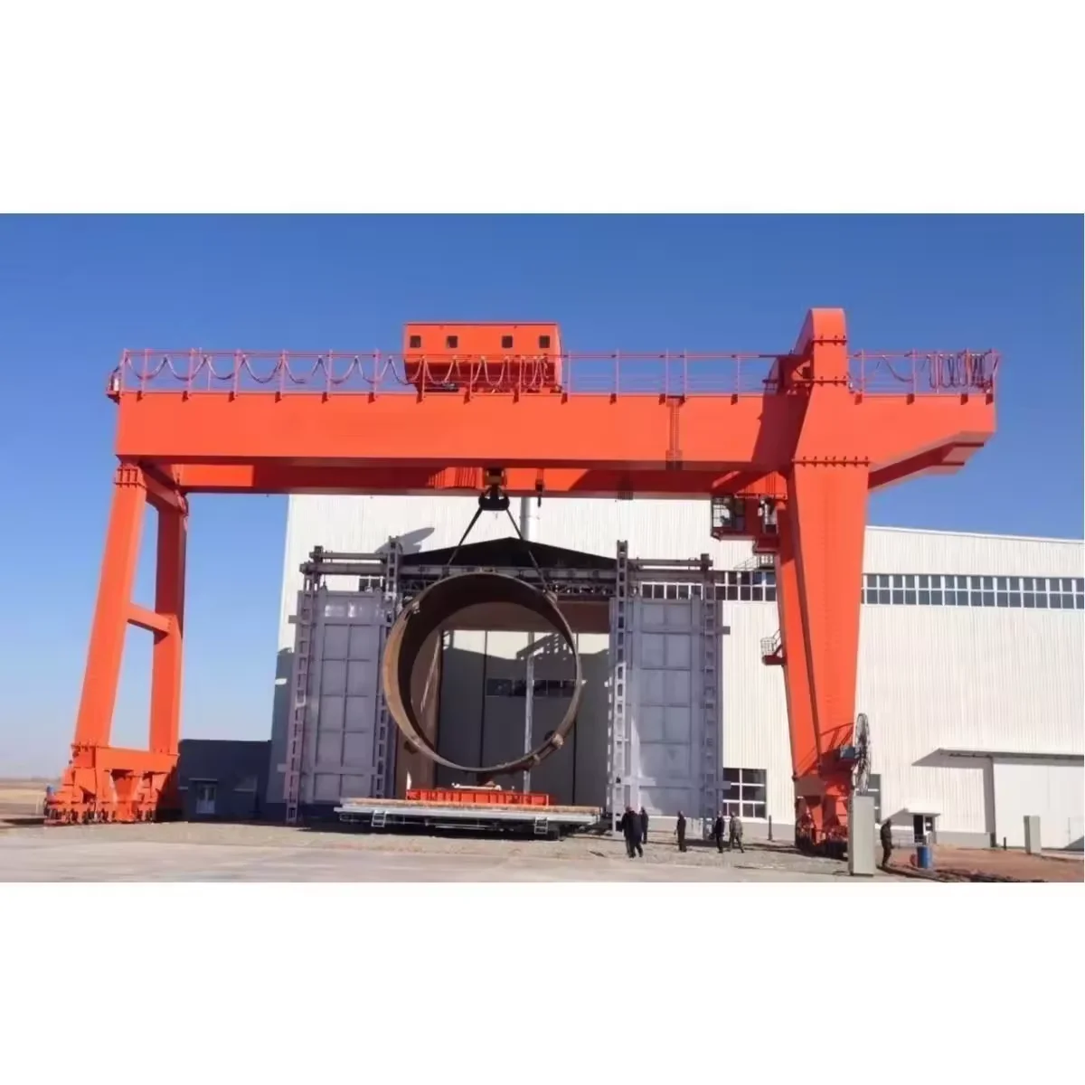 Good Quality Beam Cranes Electric Hoist Rubber Tyre 200 Ton Remote  Shield gantry crane