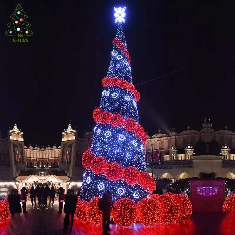 KG Xmas Factory Giant Artificial Christmas Tree Illumination Outdoor Steel Frame Metal Commercial Christmas Tree For Square Yard
