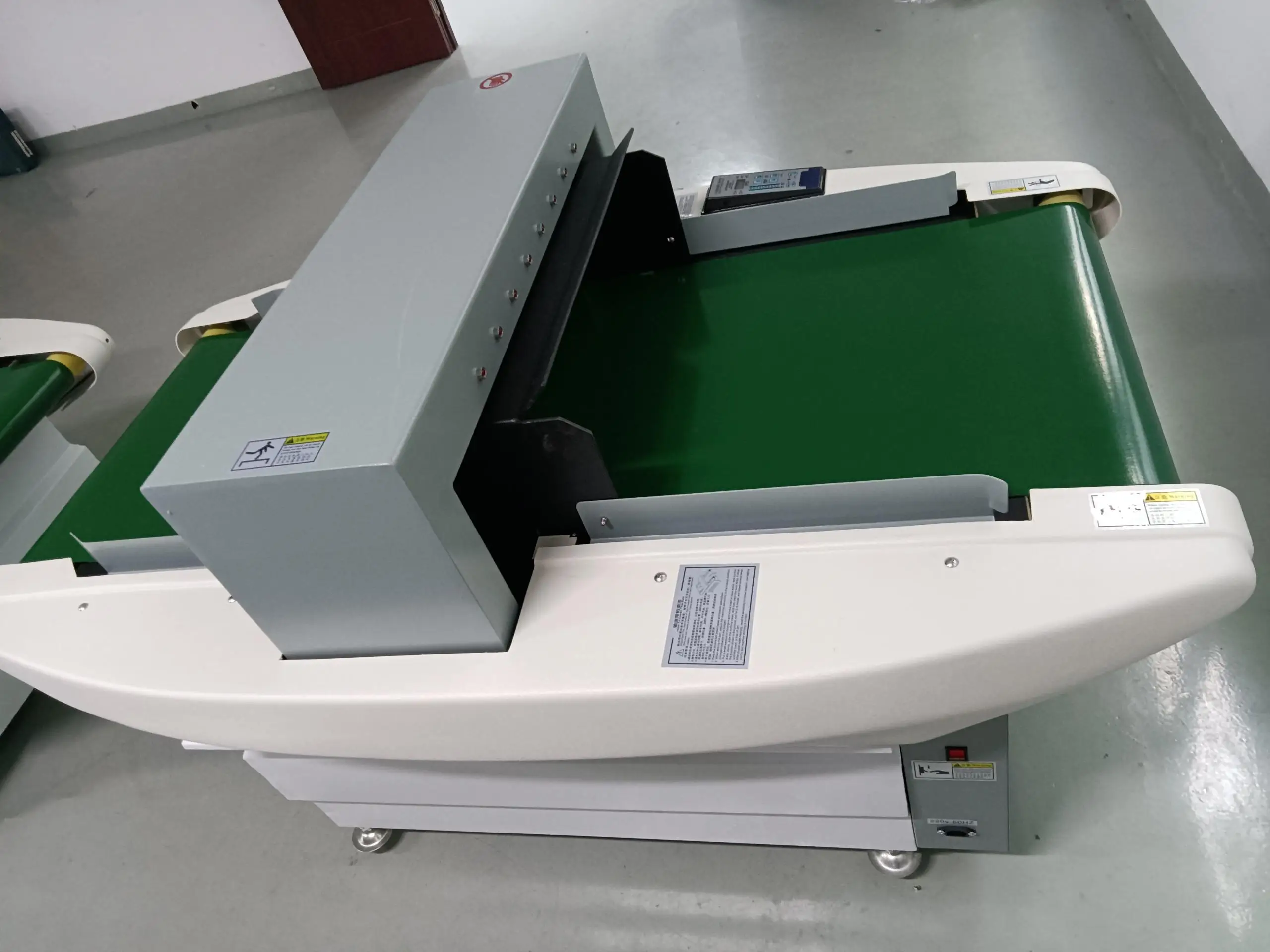 Промышленный металлоигольчатый детектор для текстильной