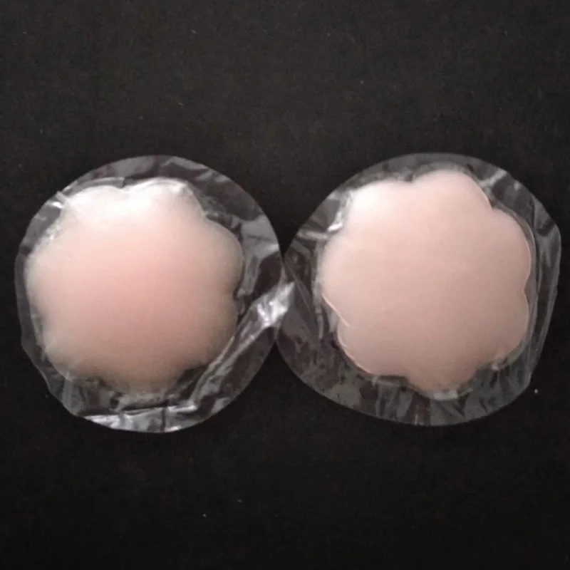 Dropship Multiple Styles Lady Breast Petals Opaque Invisible Reusable Strapless Non Adhesive Pasties Silicone Nipple Cover  bra