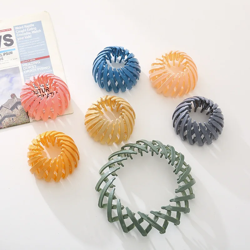 Wholesale in Stock Fashionable Rounded Circular Plastic Succinite Amber Like Acrylic Acetate Hair Claw