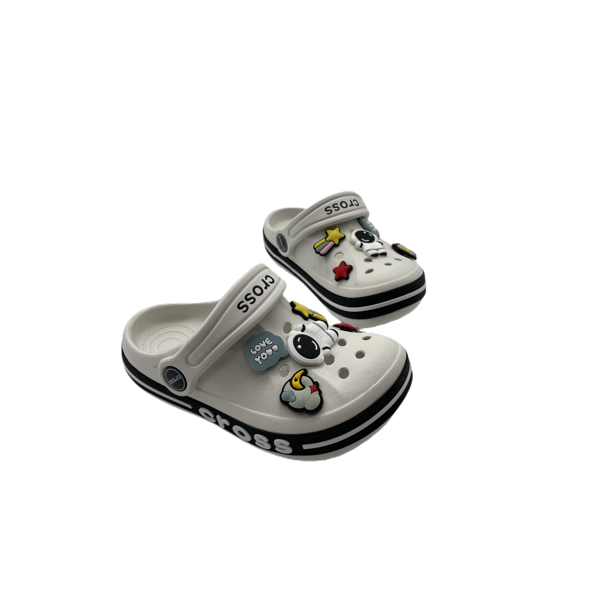 new fashion Cartoon cute nice beach children with rubber clogs