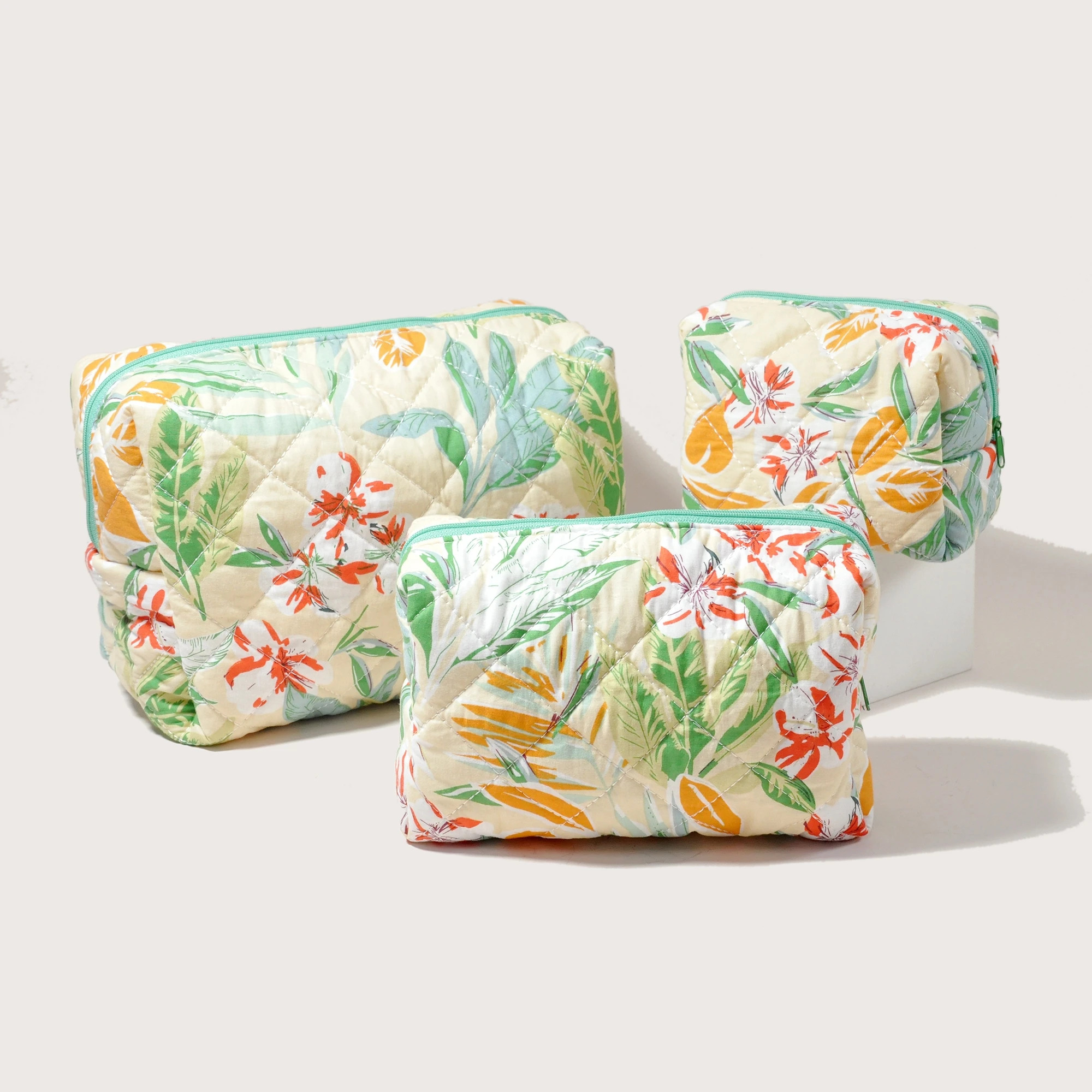 New Flower Print Pattern Big Rectangle Cotton Zipper Closure Women Custom Travel Quilting Design Makeup Case Bag