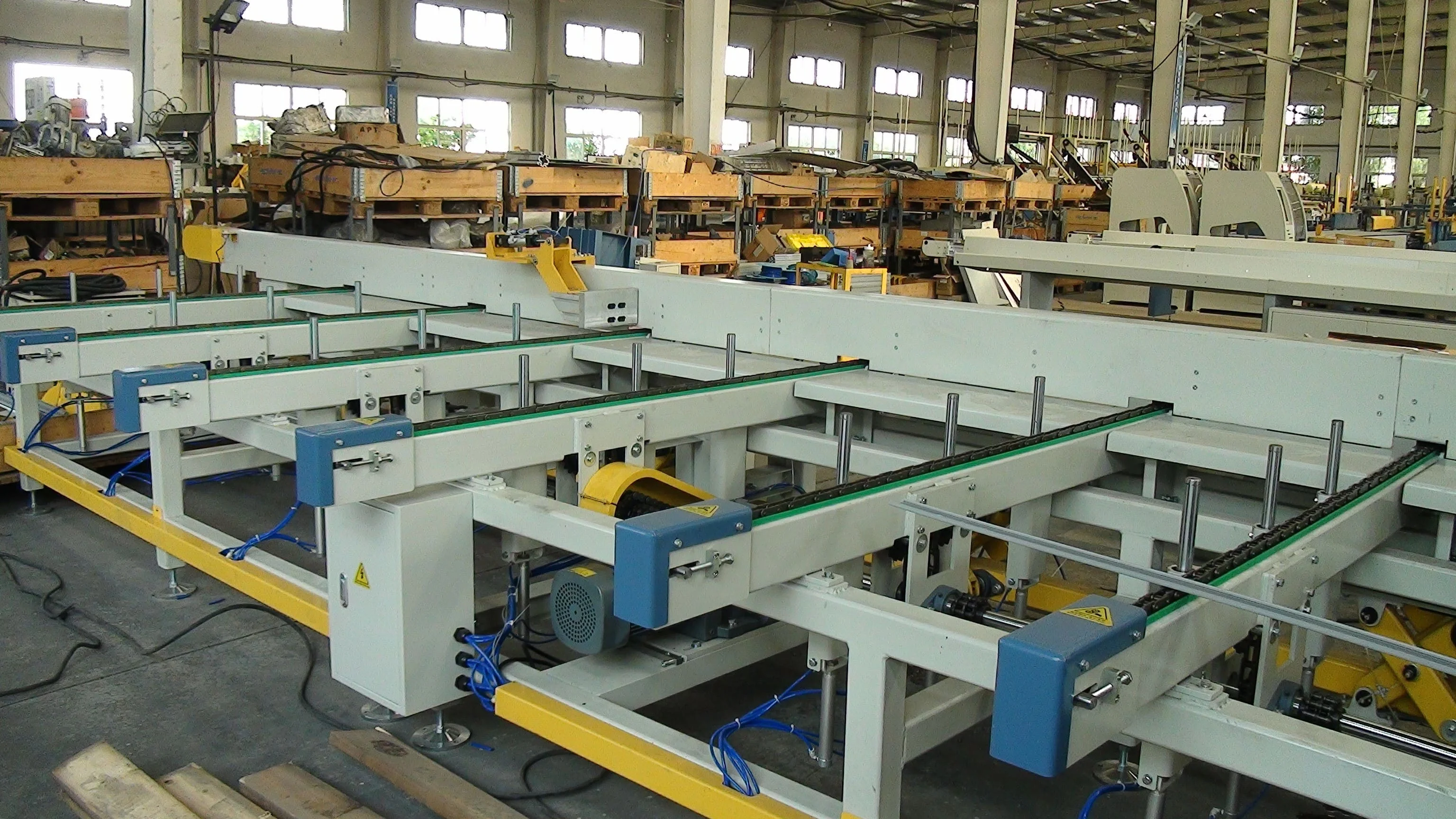 High Quality Wood Pallet Cutting Saw Machine Cross Cut Off Saw With Feeding System