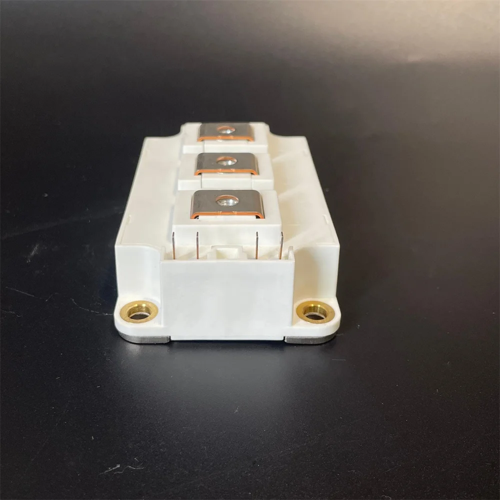 2B004D120T1P 300v-1200A Half Bridge Sic Module igbt