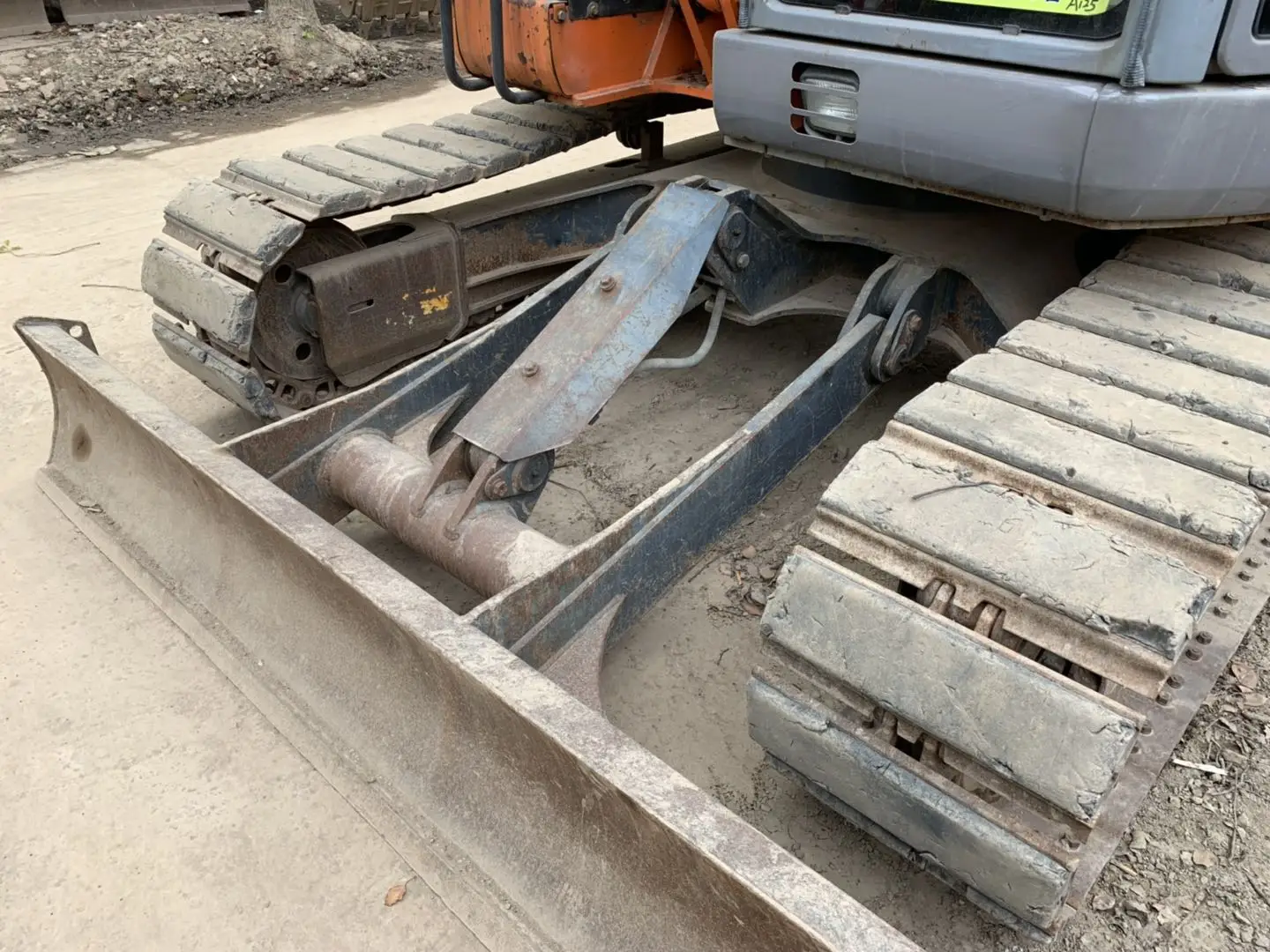  Бывший в употреблении экскаватор hitachi zx 75 сделано