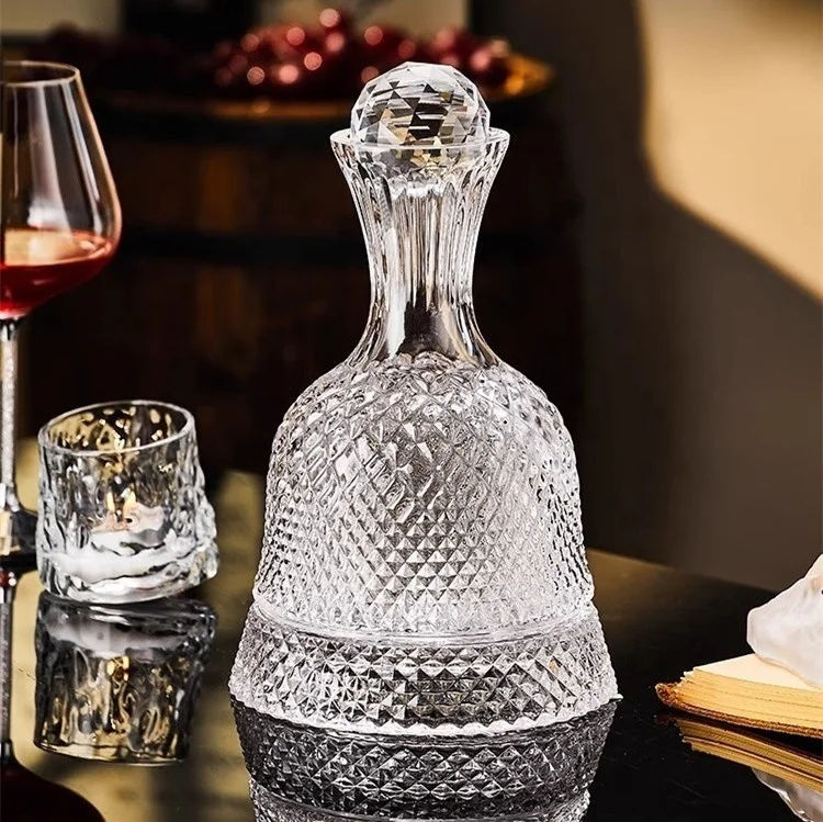 1500ml Hand Made Engraving Whisky Decanter Swirling Crystal Glass Wine Decanters With Stopper
