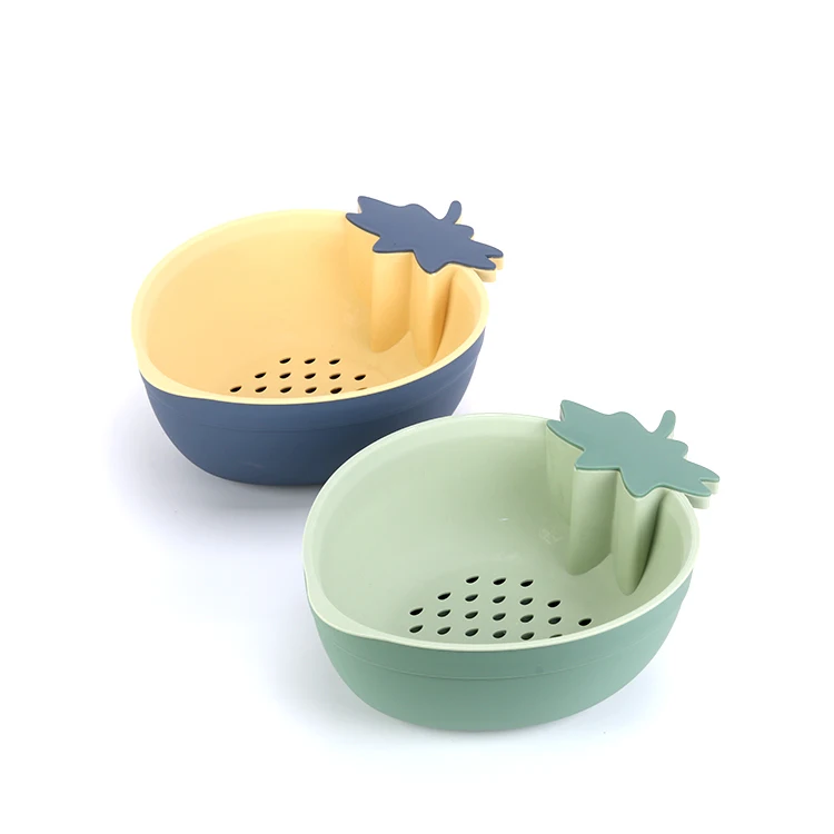 Custom Lovely Strawberry Shape Double Layer Fruit Colander Set Plastic Drain Basket With Small Storage Box