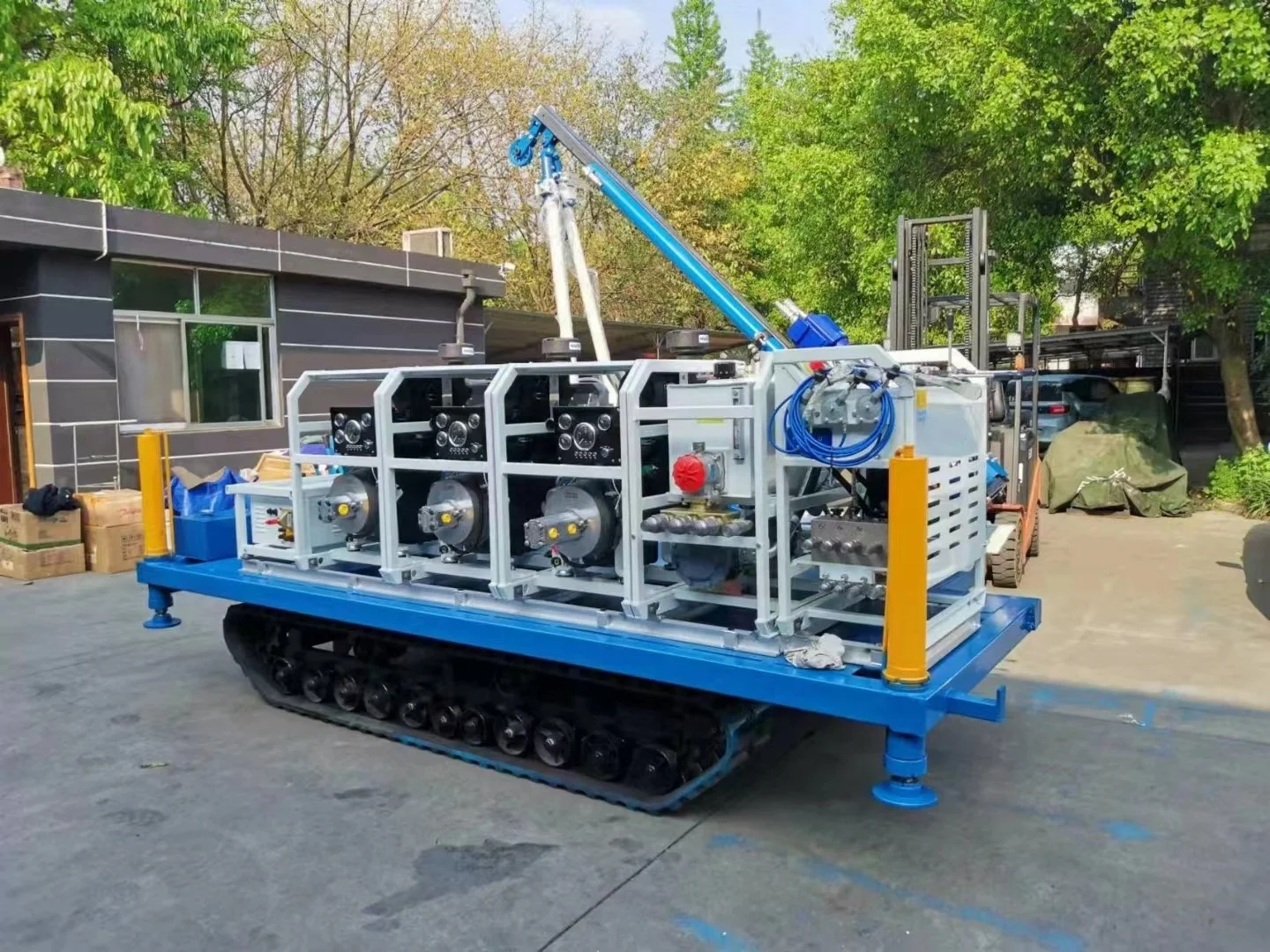 ZDB-600B water well drilling rig cheap price Hydraulic crawler type borehole exploration diamond core machine mine drilling rig