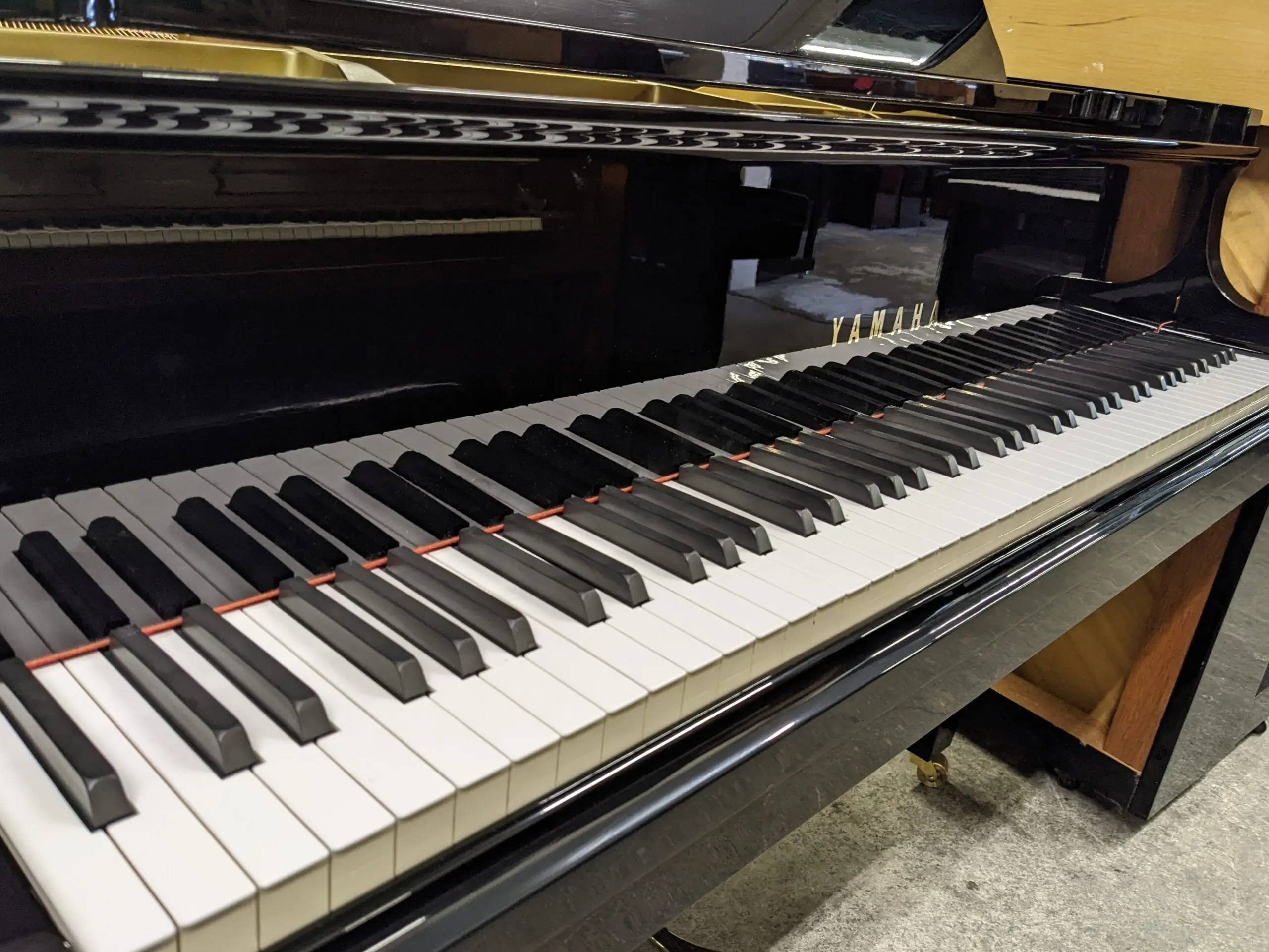 Yamaha C7 импортированный из Японии черный рояль для выступлений