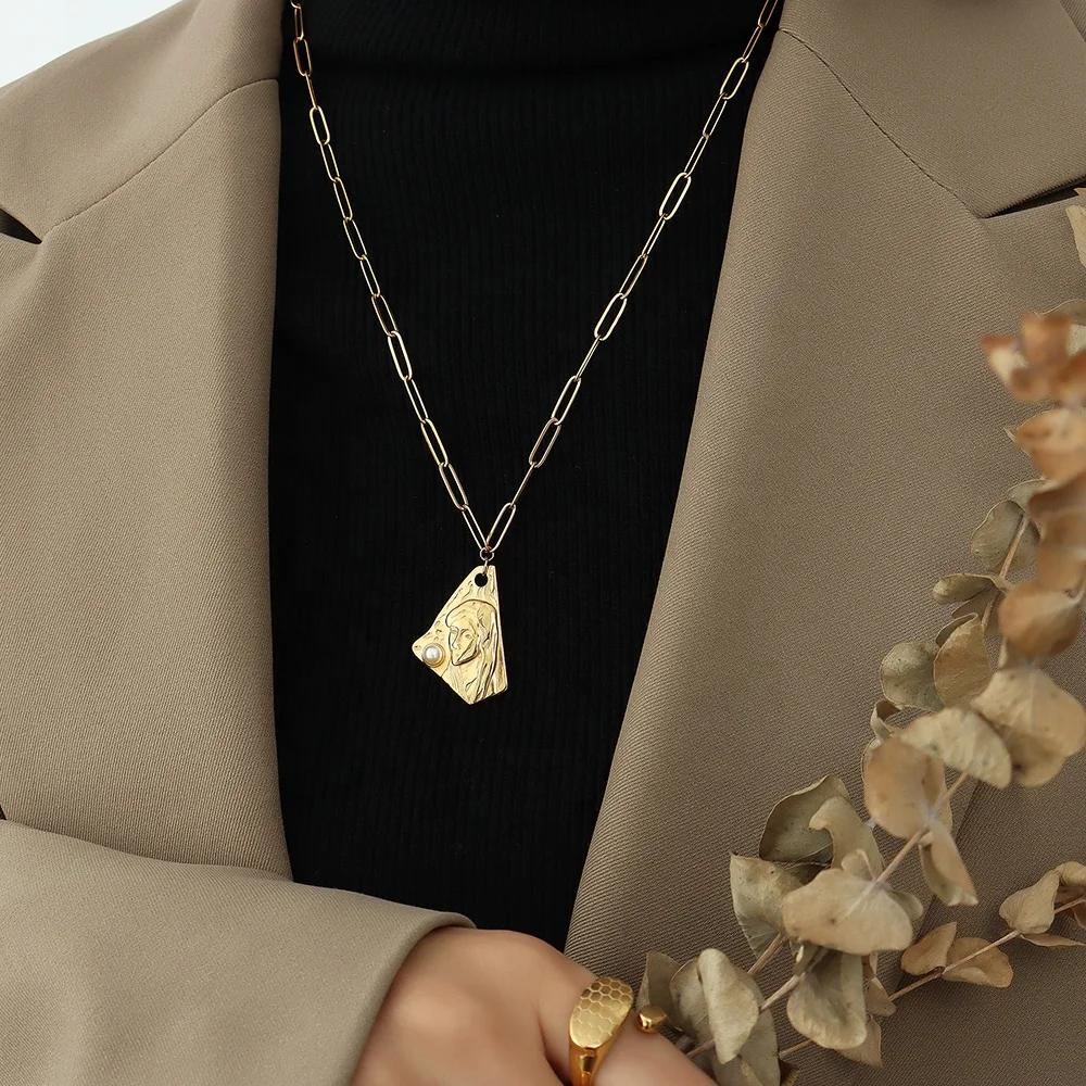 Wholesale Price Titanium Steel Pearl 18K Gold Plated Long Necklace 2022