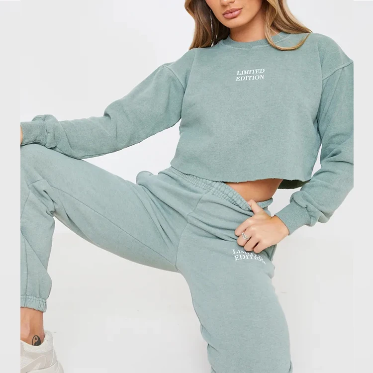
High quality stylish crew neck long sleeves oversized fashion spring slogan crop sweatshirt women 