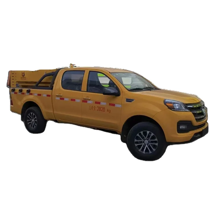 Low Price  Foton 4WD off road pick-up Snow Removal truck  Snow shovel trucks SNOW sweeper  melt spreader