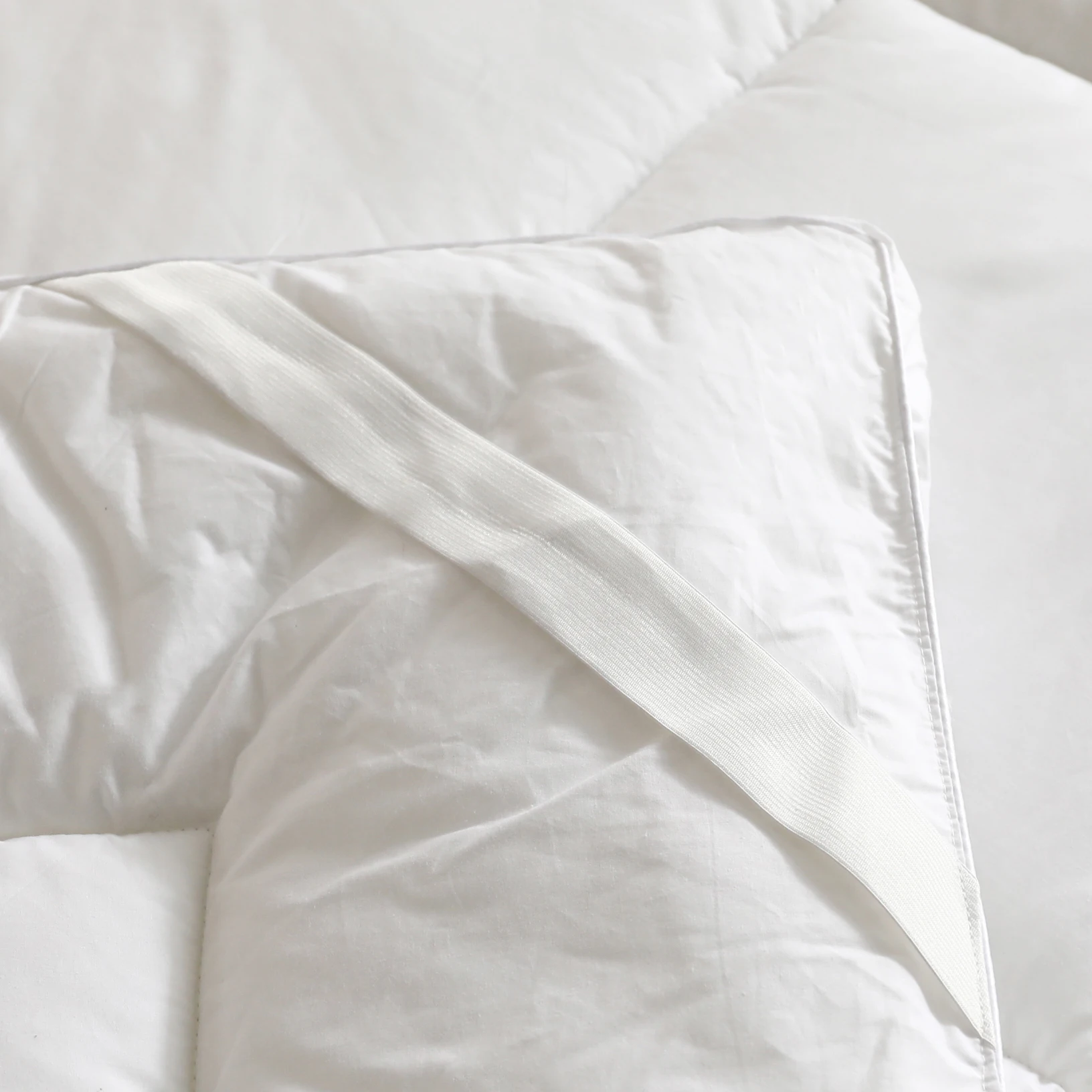 High-end three-dimensional comfortable mattress hotel home protective mat non-slip mat is soft and comfortable wholesale