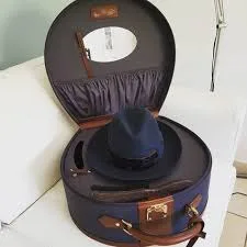 Travel carrying case hat storage box velvet Lining Leather large round hat box packaging golden logo hat box with handles