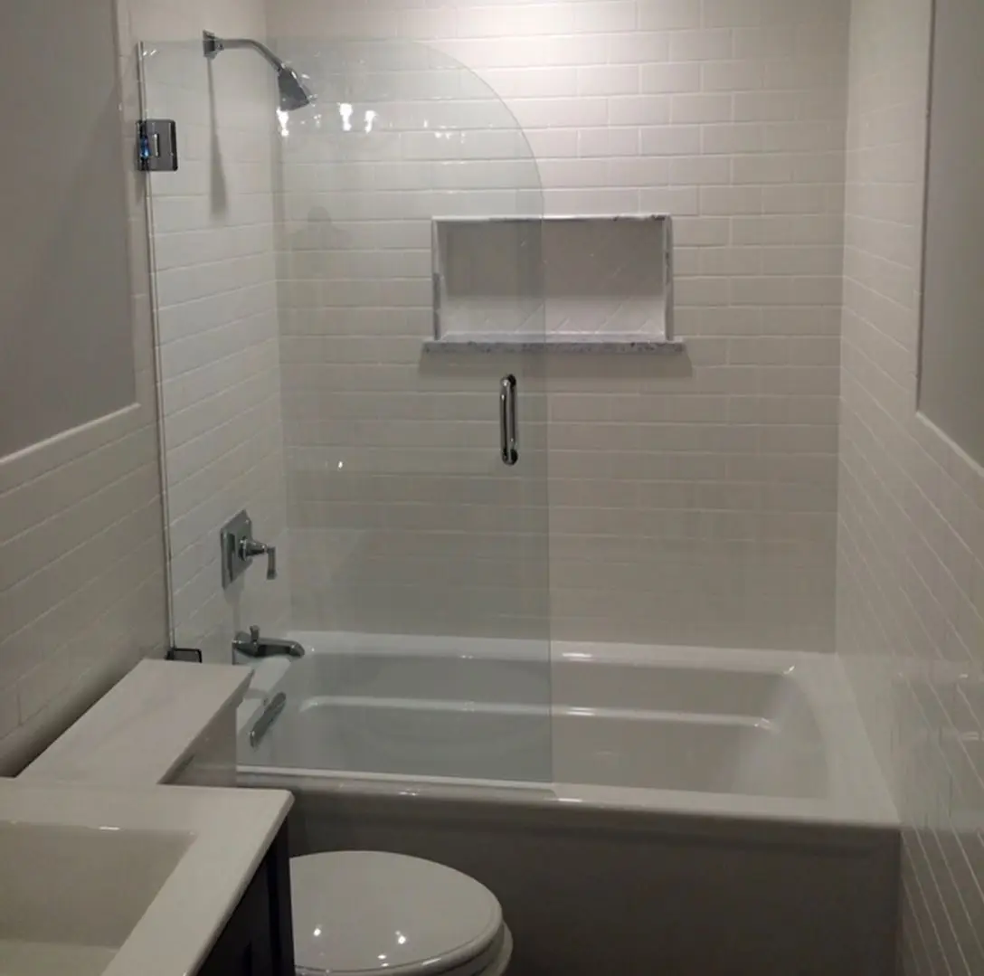 Radius Edge Splash Bath Screen