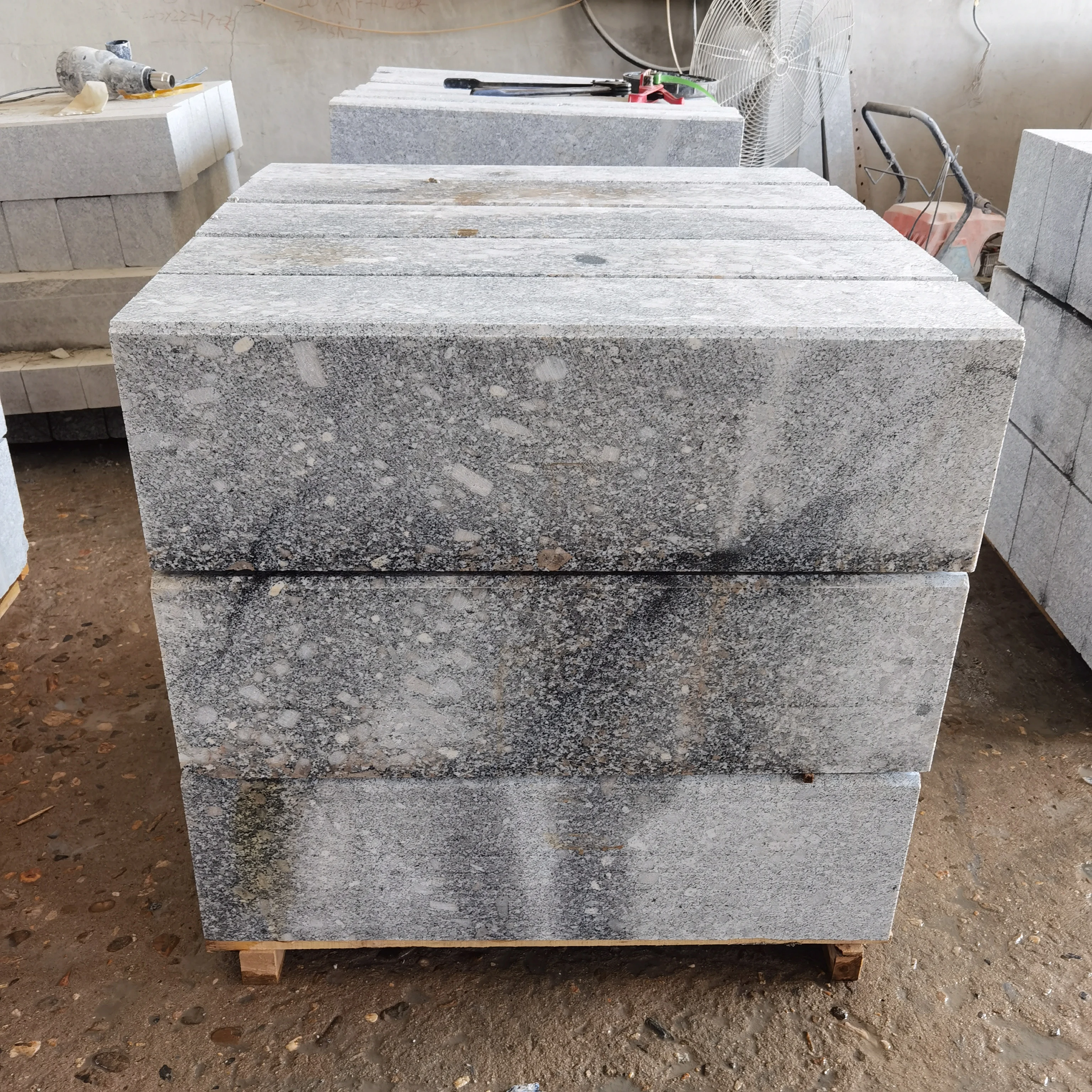 pearl flower white granite tiles 600x600  600x300mm slab granite cutting machine granite kitchen countertop